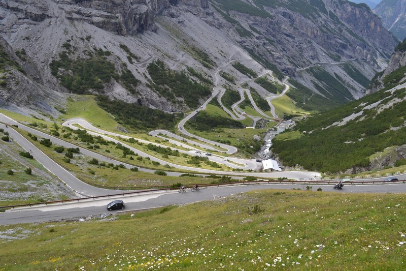 2016-stelvio 